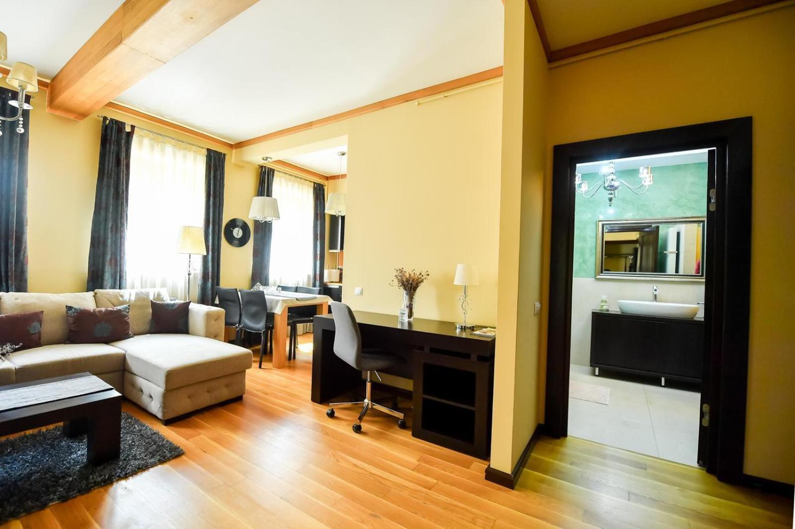Luxury Apartment Brasov Exterior photo