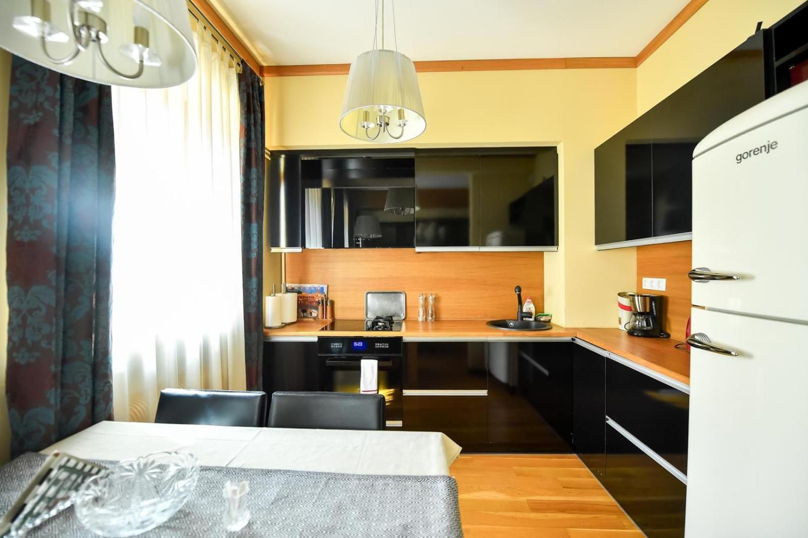 Luxury Apartment Brasov Exterior photo